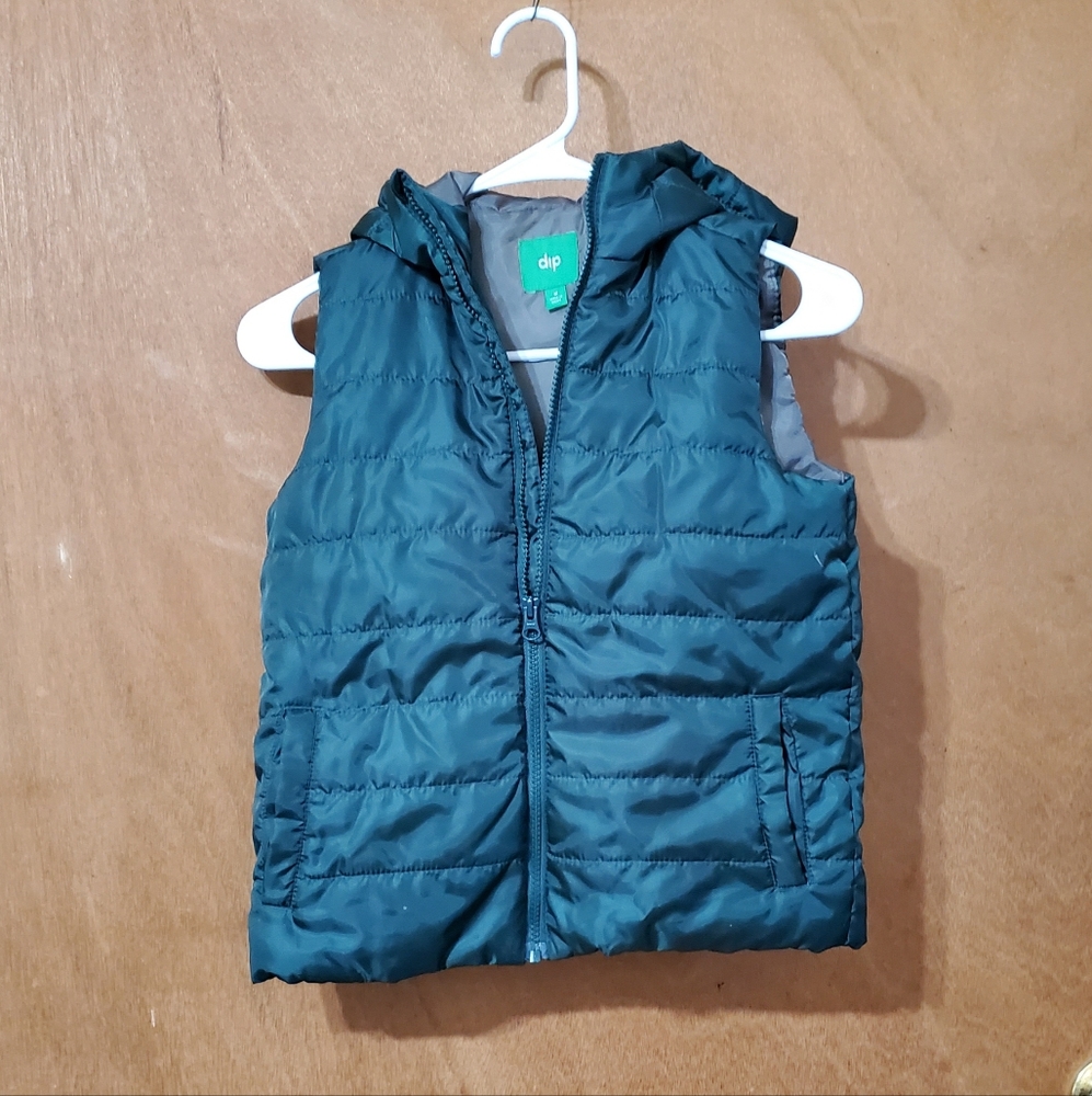Dip Brand Kids Puffy Vest Size M